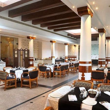 Hotel Maurya Patna Patna  Exterior photo