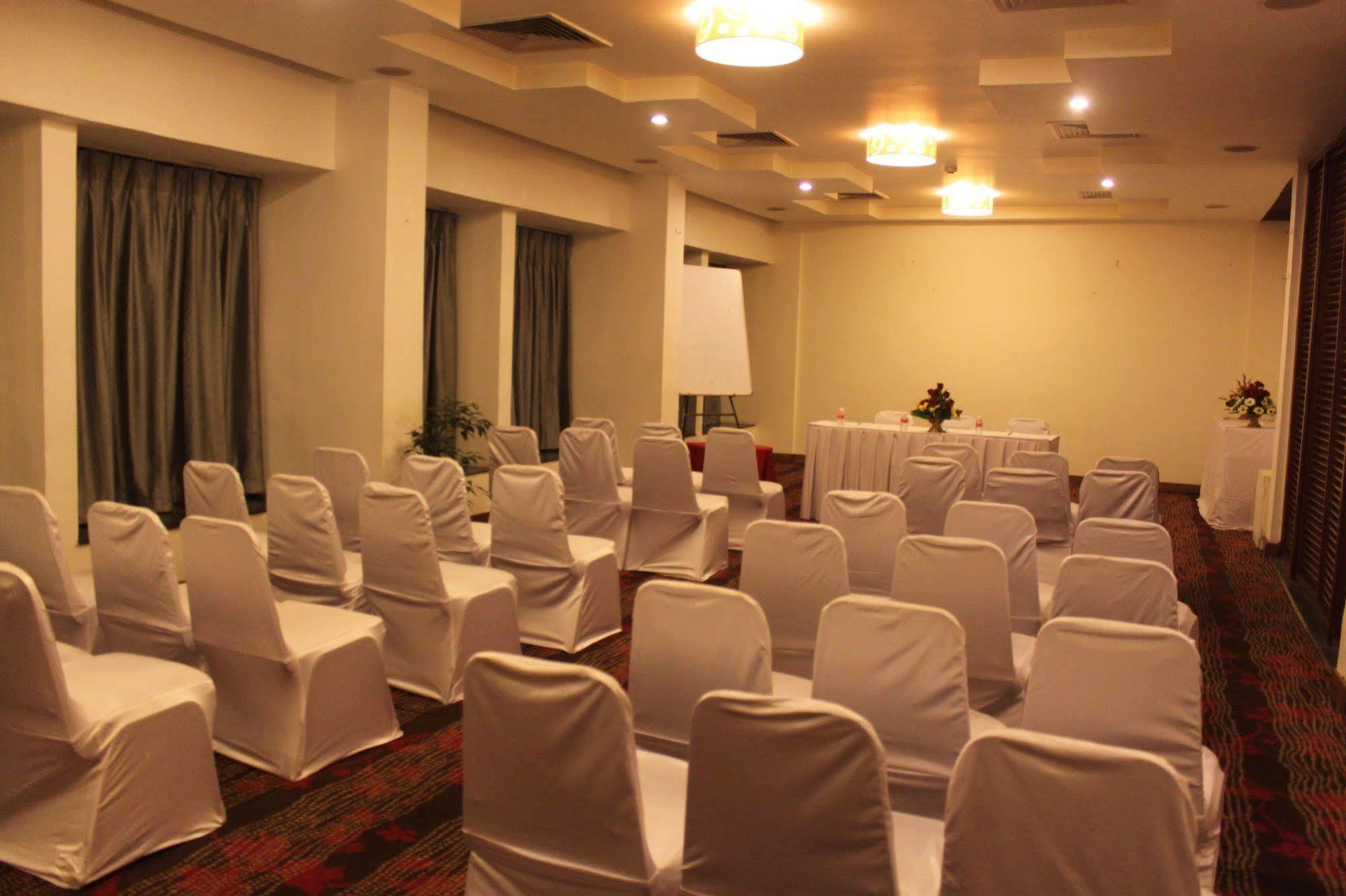Hotel Maurya Patna Patna  Exterior photo